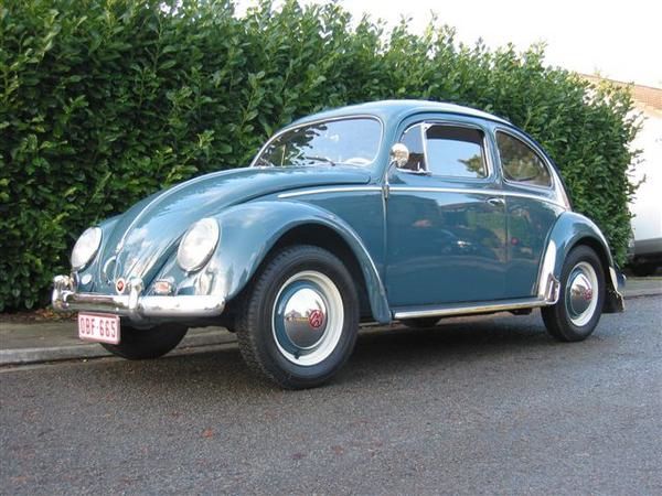 VOLKSWAGEN-Coccinelle-Binocle---1953-936.jpg