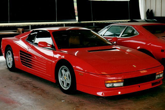 Ferrari-Testarossa.jpg